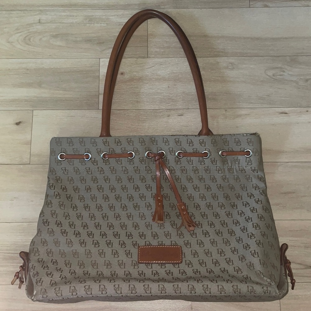 Dooney & Bourke vintage brown purse